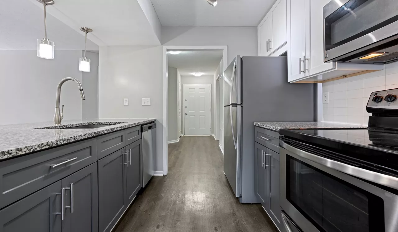 Arden Vue - Decatur, GA - Kitchen
