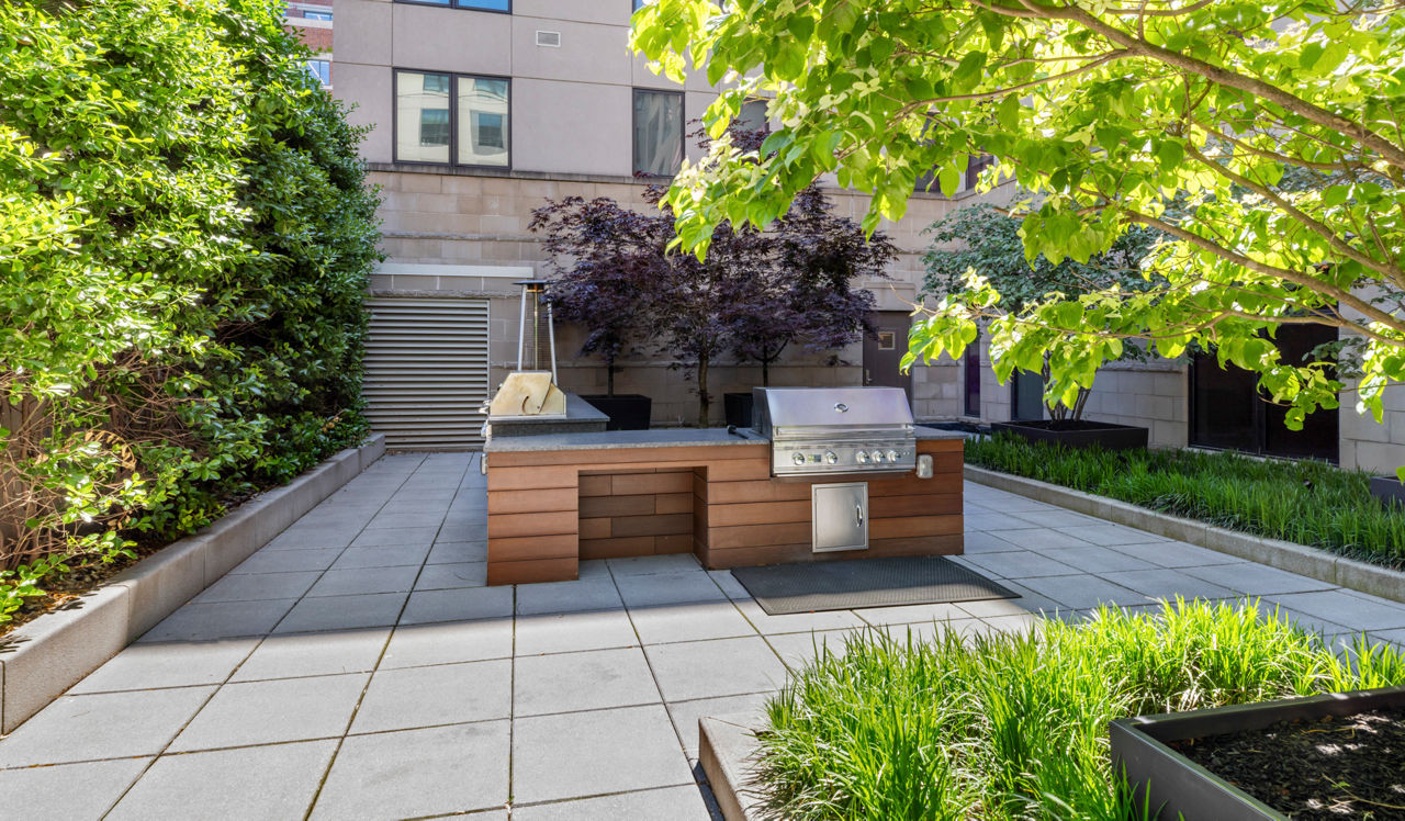 Axiom - Cambridge, MA - courtyard