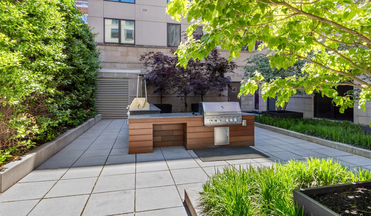 Axiom - Cambridge, MA - courtyard