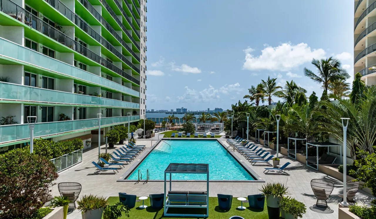 Bay Parc Cabanas