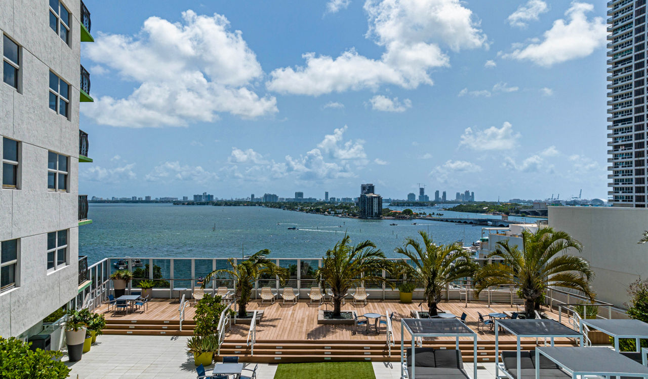 Bay Parc - Miami, FL - Exterior