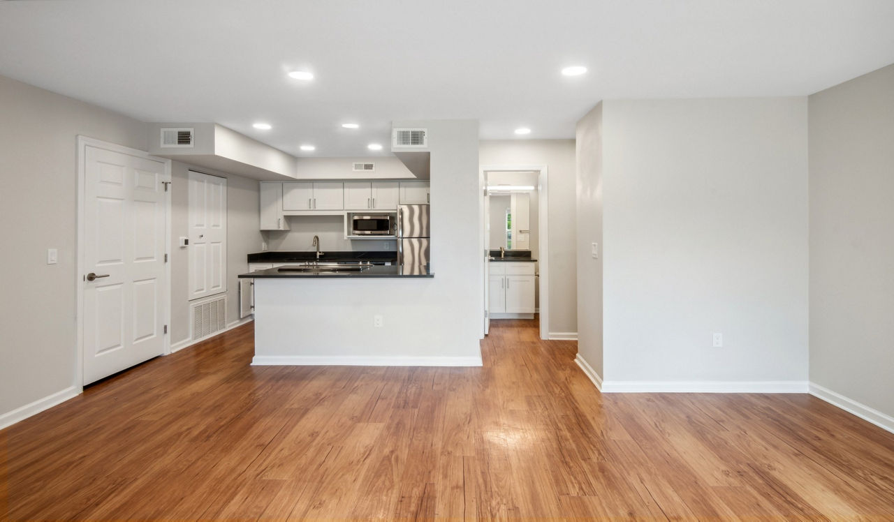 Boulder Creek - Boulder, CO - Living Room