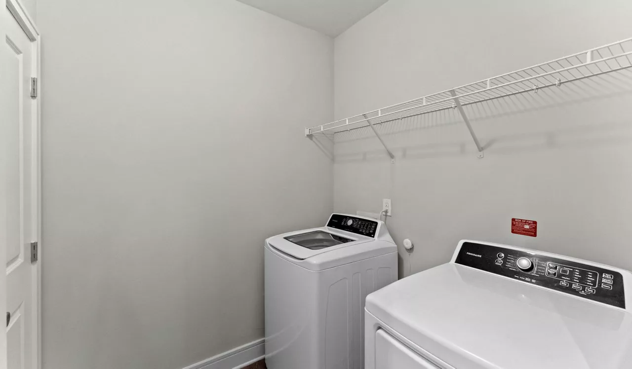 Brizo - Durham, NC - Laundry