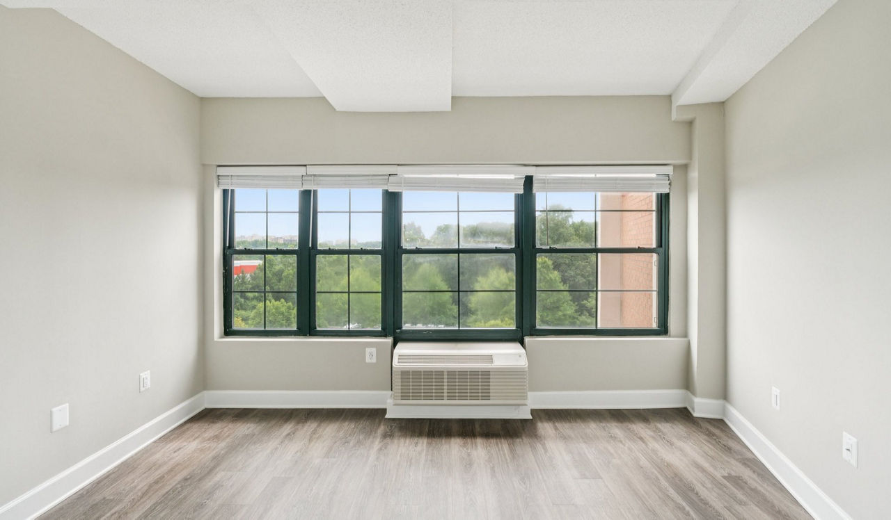 Capital Crescent Trail Residences - Bethesda, MD - Bedroom