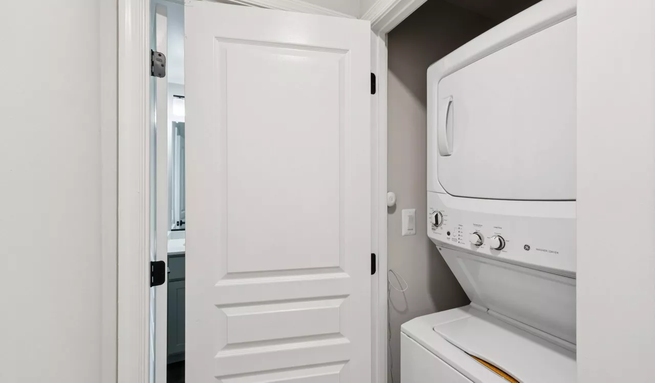 Capital Crescent Trail Residences - Bethesda, MD - Laundry