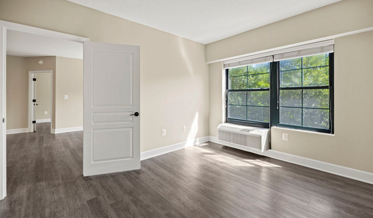 Capital Crescent Trail Residences - Bethesda, MD - Bedroom