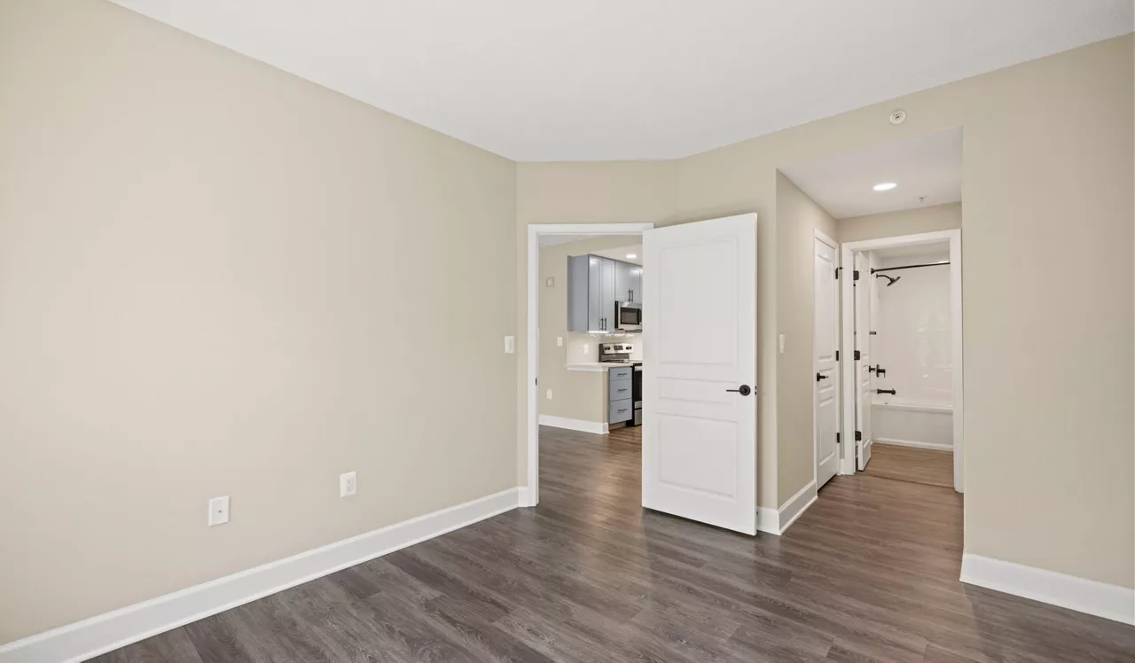 Capital Crescent Trail Residences - Bethesda, MD - Bedroom
