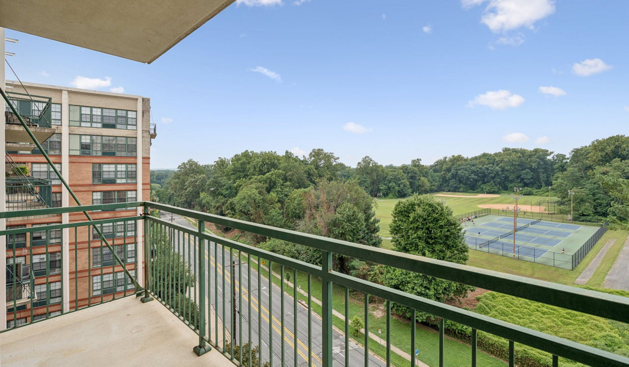 Capital Crescent Trail Residences - Bethesda, MD - Balcony