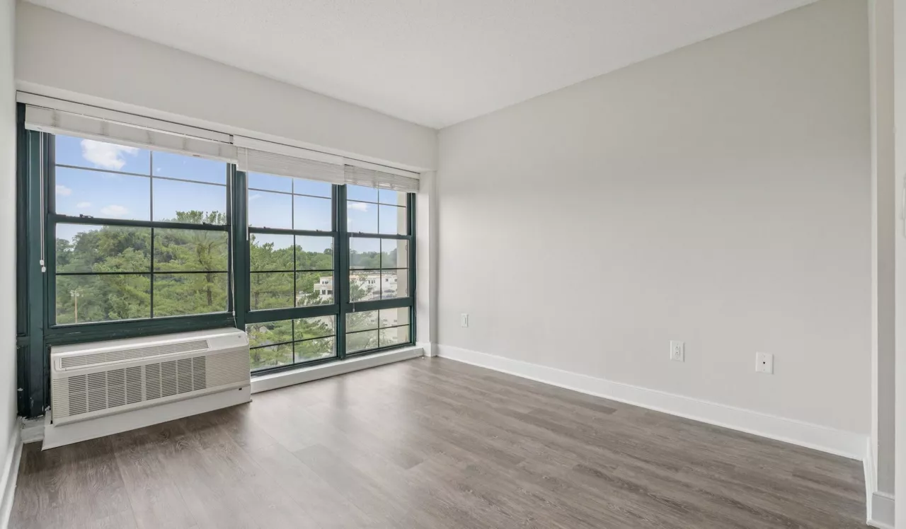 Capital Crescent Trail Residences - Bethesda, MD - Bedroom