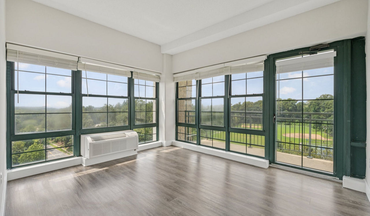 Capital Crescent Trail Residences - Bethesda, MD - bedroom