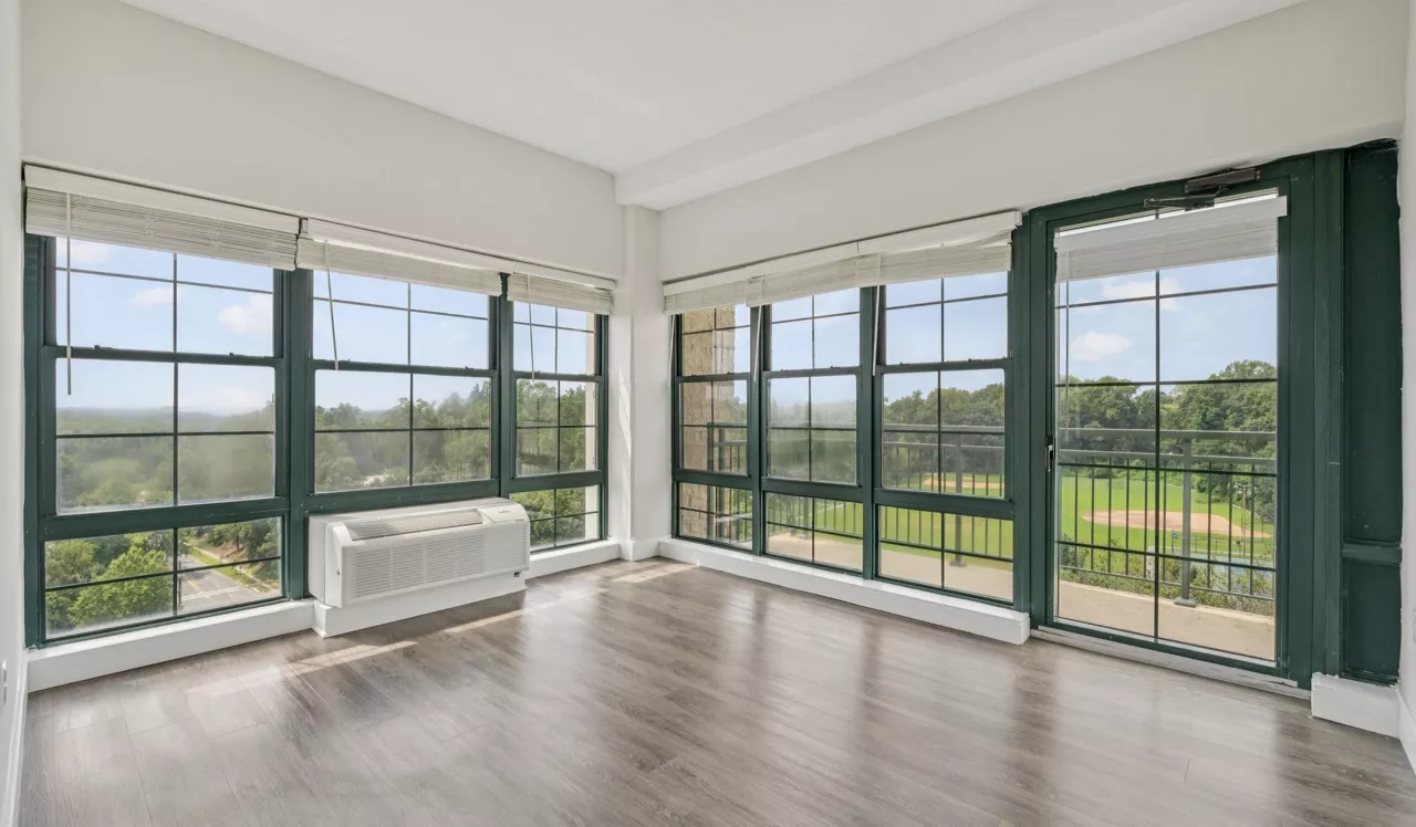 Capital Crescent Trail Residences - Bethesda, MD - bedroom