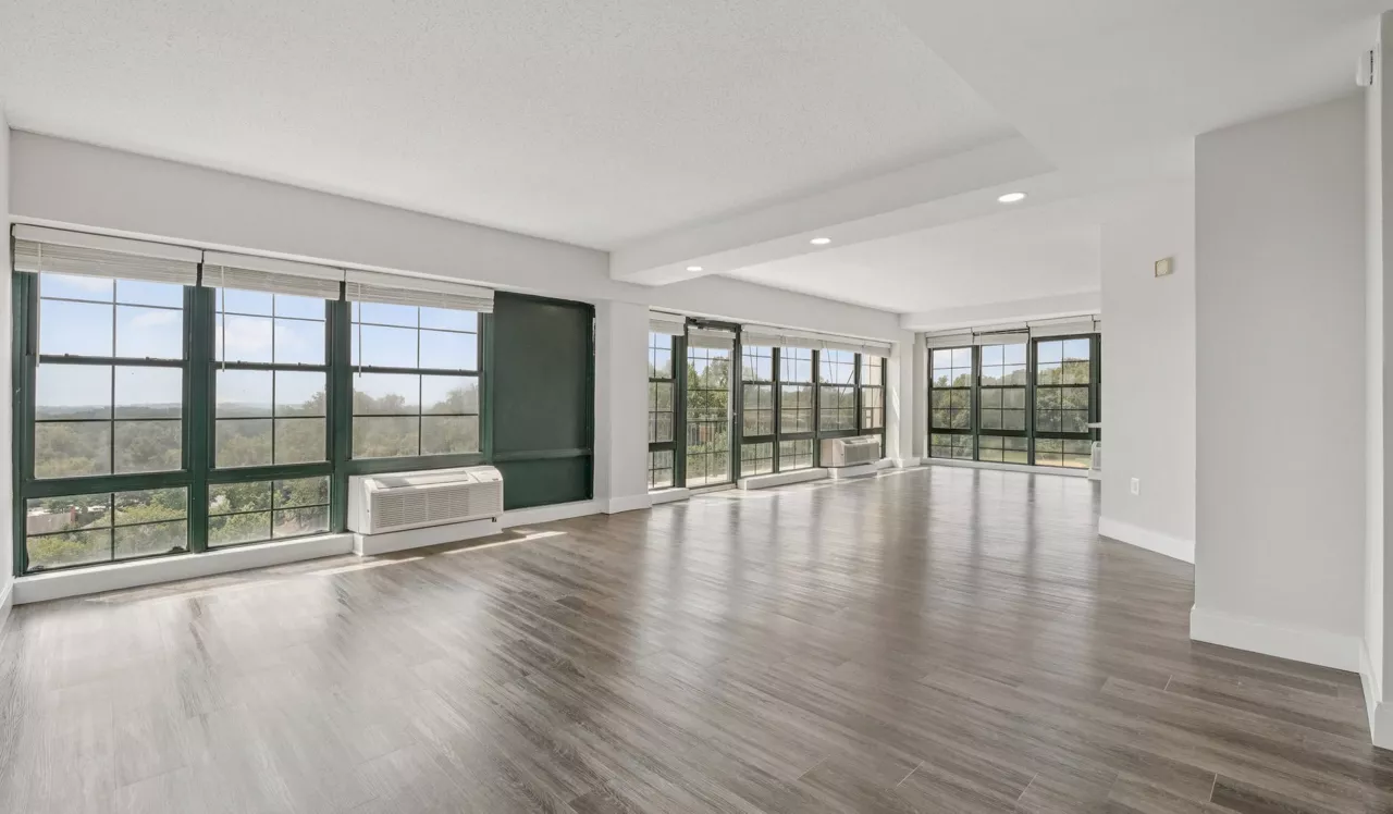 Capital Crescent Trail Residences - Bethesda, MD - living room
