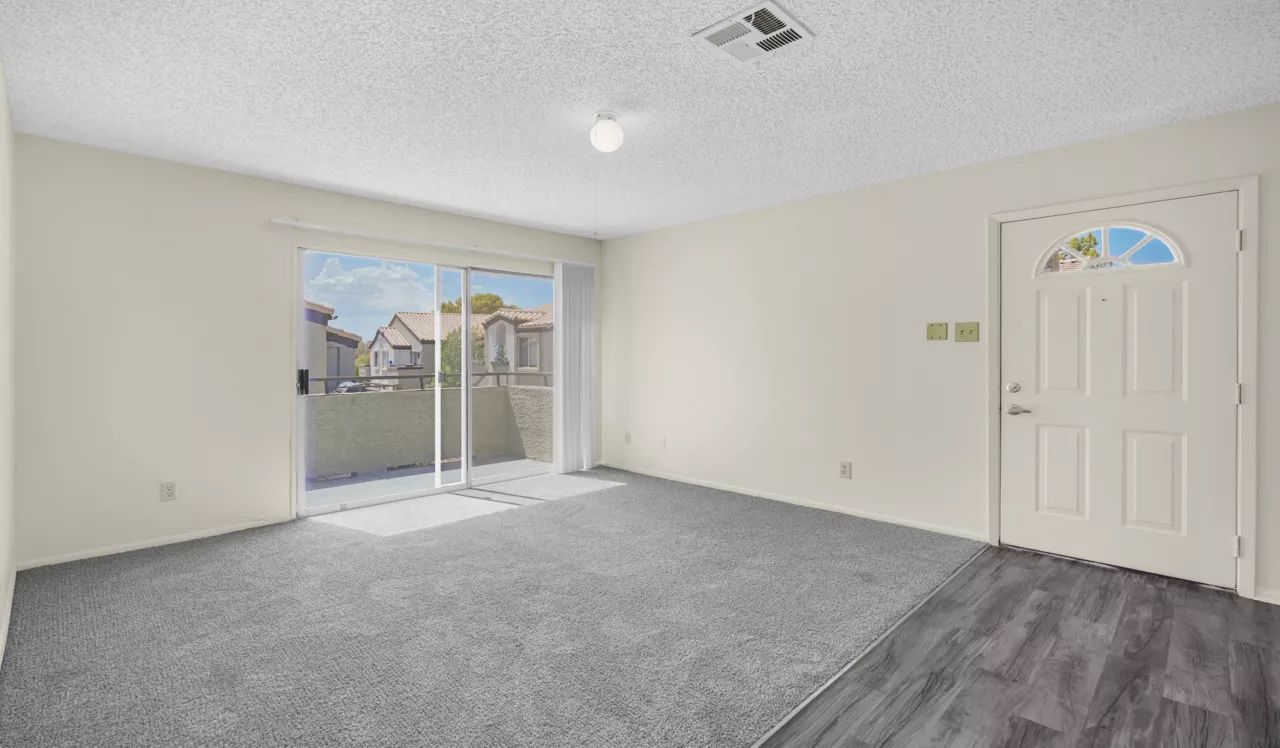 Capri - Las Vegas, NV - Living Room