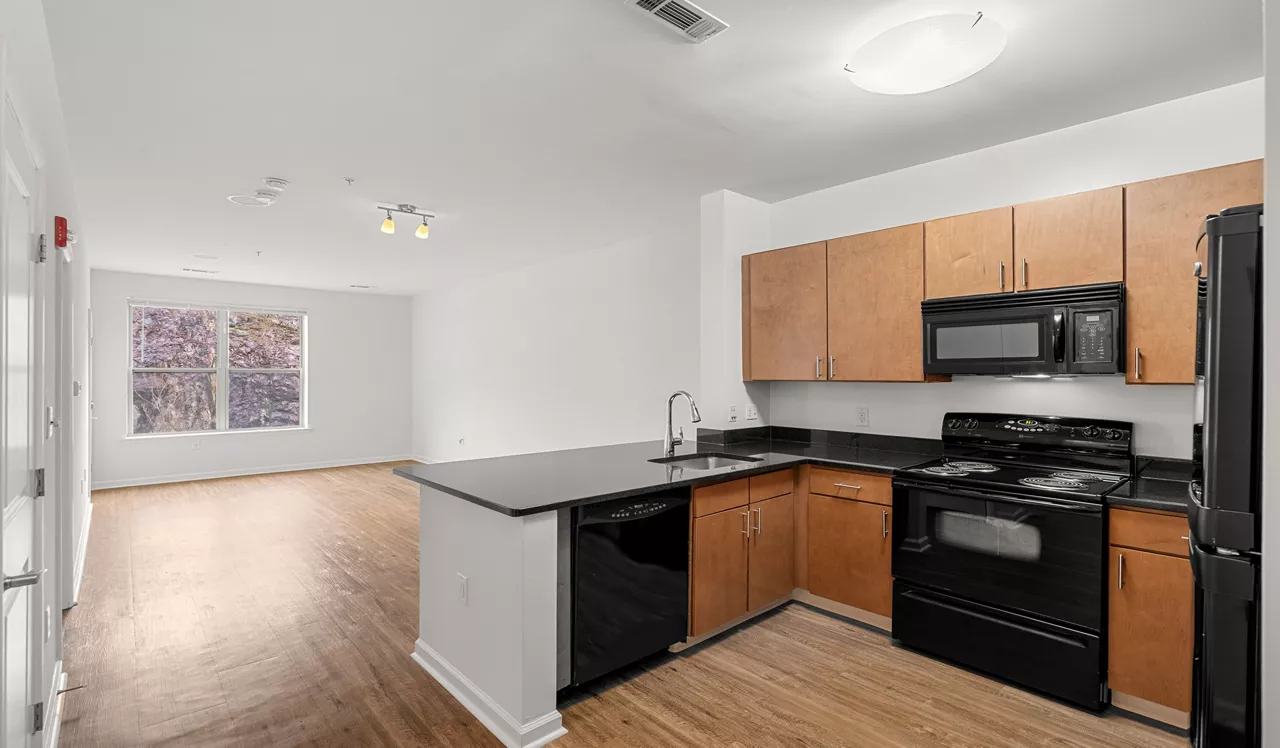 The Chase at Overlook Ridge - Revere, MA – Kitchen