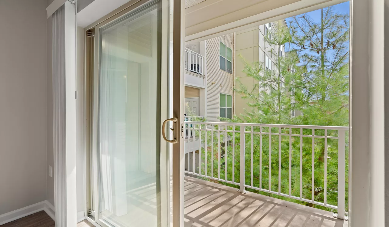 The Chase at Overlook Ridge - Revere, MA – Balcony