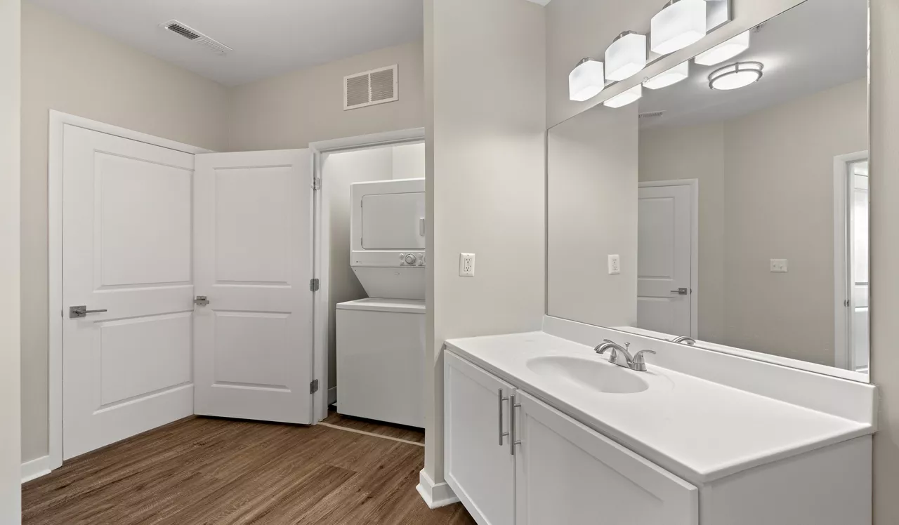 The Chase at Overlook Ridge - Revere, MA – Bathroom