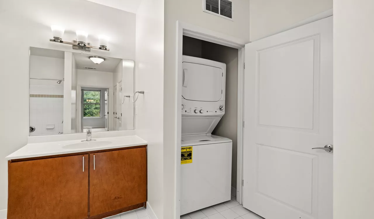 The Chase at Overlook Ridge - Revere, MA – Laundry