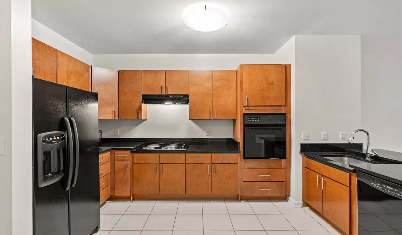 The Chase at Overlook Ridge - Revere, MA – Kitchen