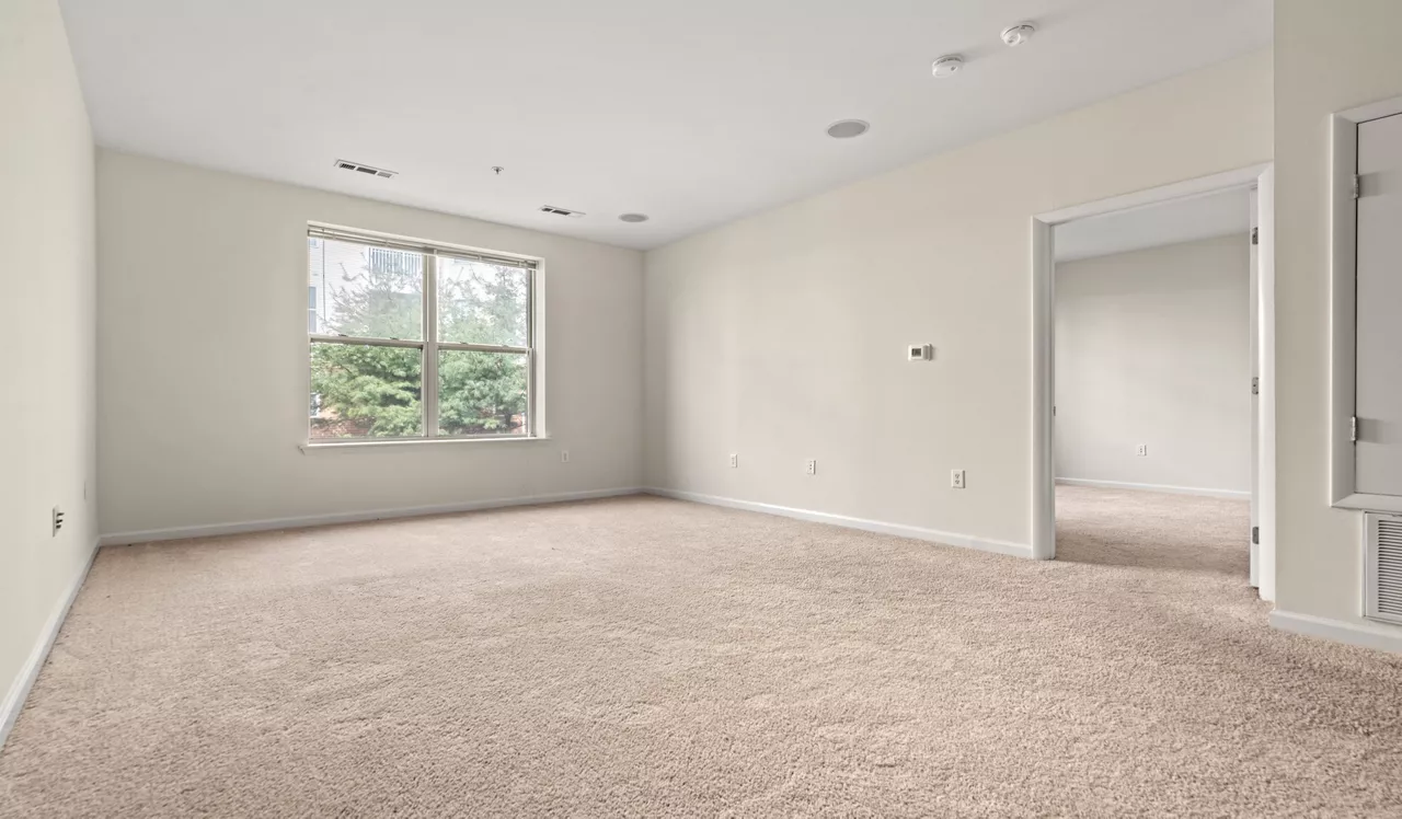 The Chase at Overlook Ridge - Revere, MA – Living Room