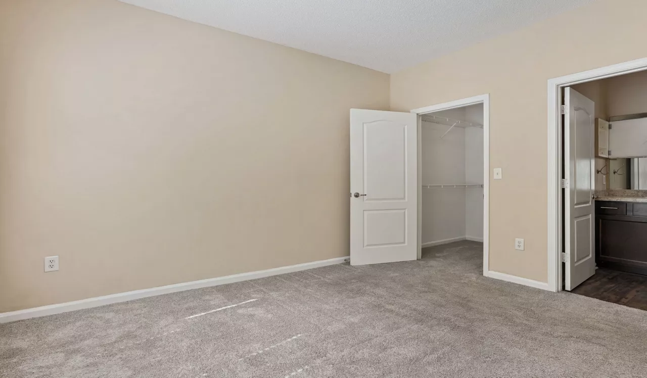 Chattahoochee Ridge - Atlanta, GA - Bedroom
