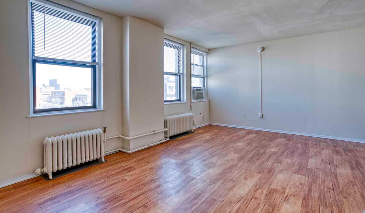 Chestnut Hall - Philadelphia, PA - Living Room