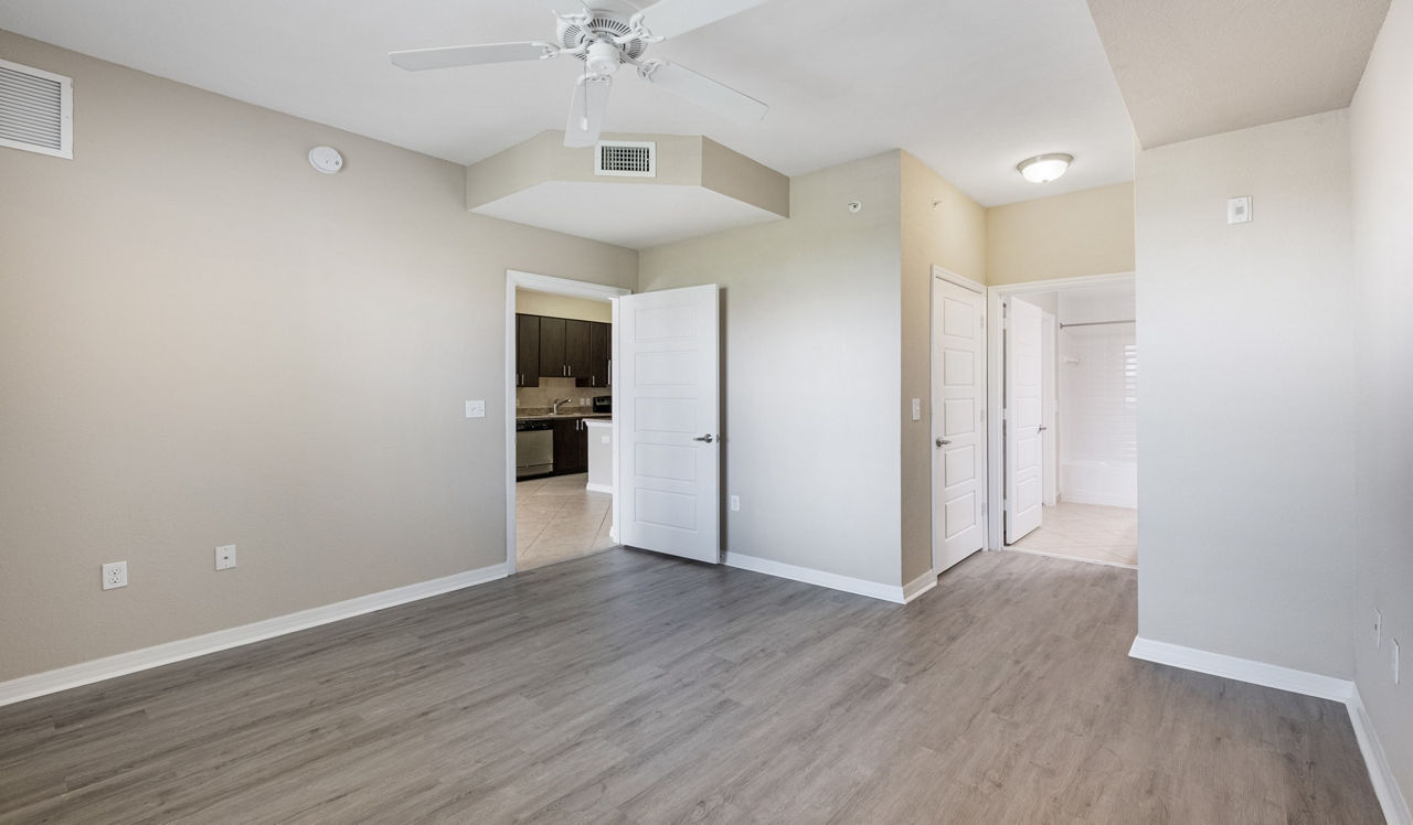 City Center on 7th - Pembroke Pines, FL - bedroom