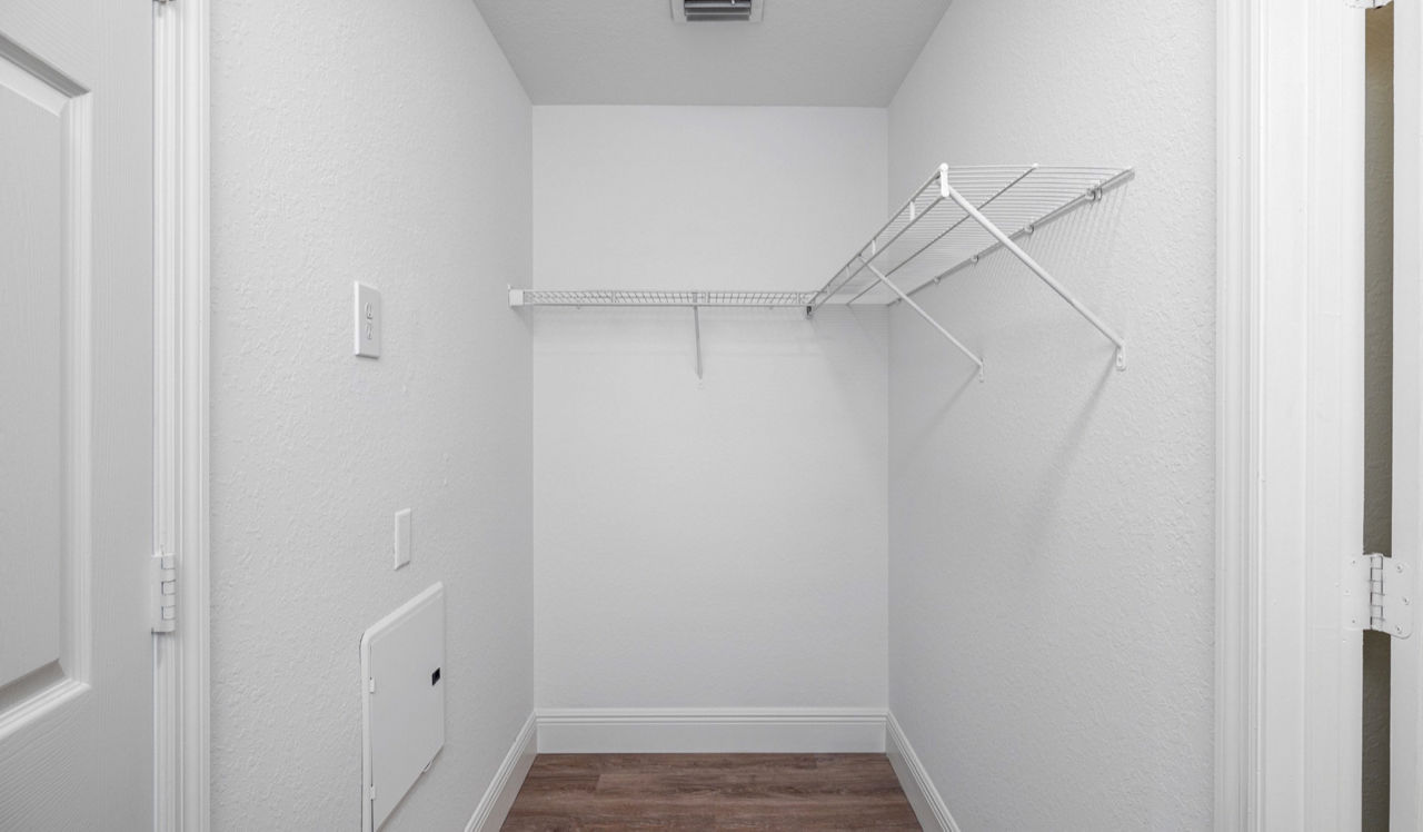 City Center on 7th - Pembroke Pines, FL - Interior - Closet