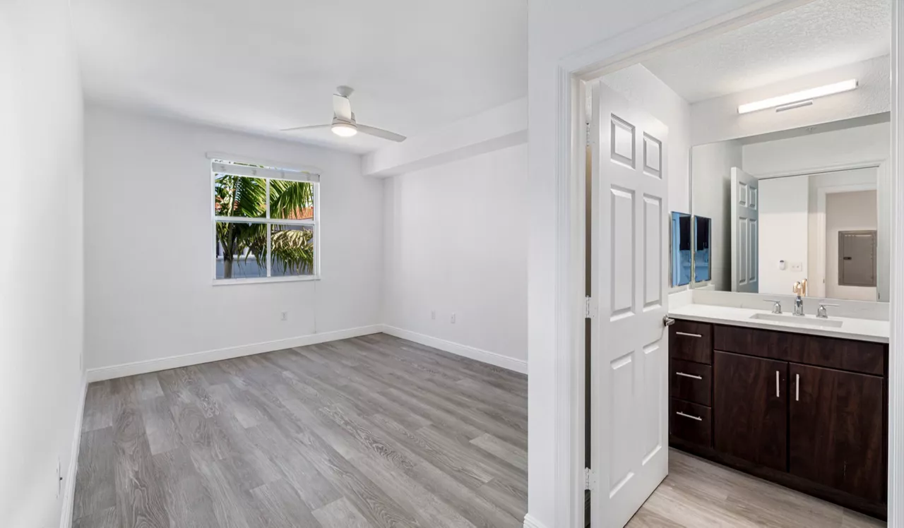 City Center on 7th - Pembroke Pines, FL - Interior - Bedroom