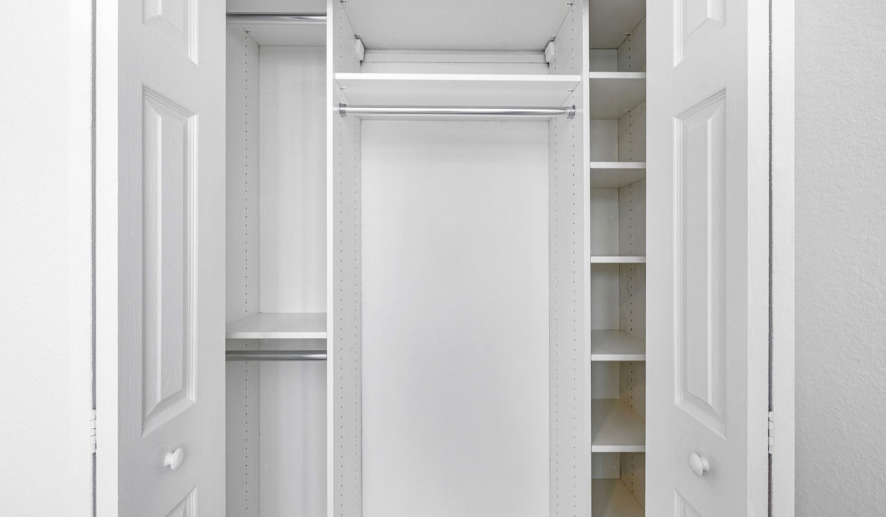 City Center on 7th - Pembroke Pines, FL - Interior - Closet