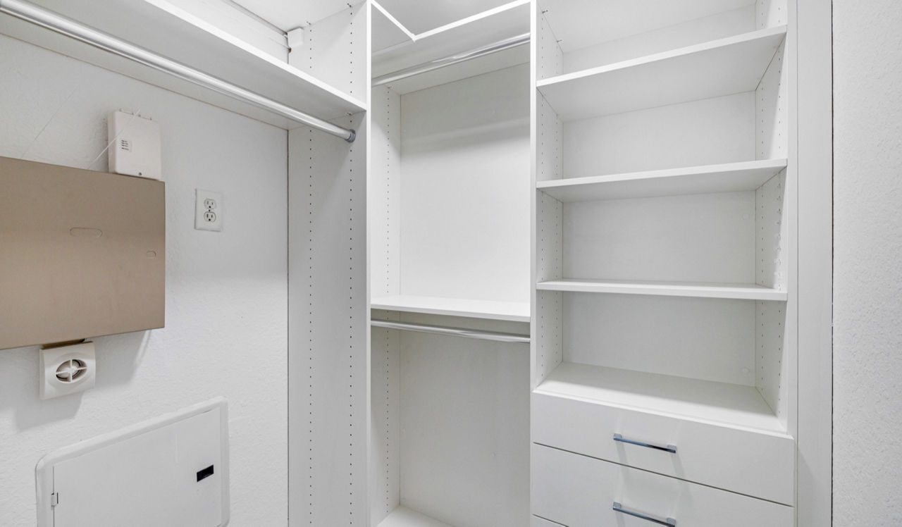 City Center on 7th - Pembroke Pines, FL - Interior - Closet
