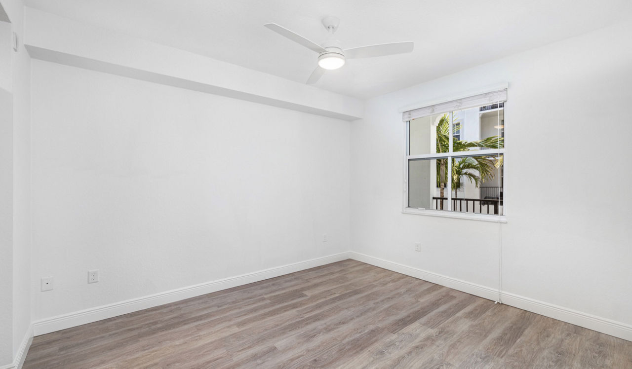 City Center on 7th - Pembroke Pines, FL - Zar bedroom