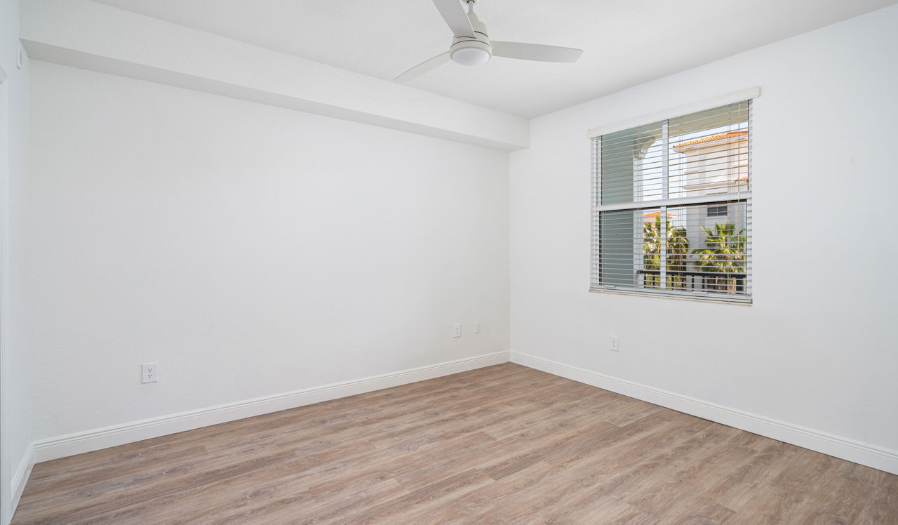 City Center on 7th - Pembroke Pines, FL - Bedroom
