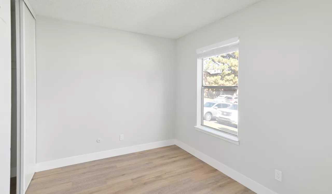 Creekside - Denver, CO - Bedroom