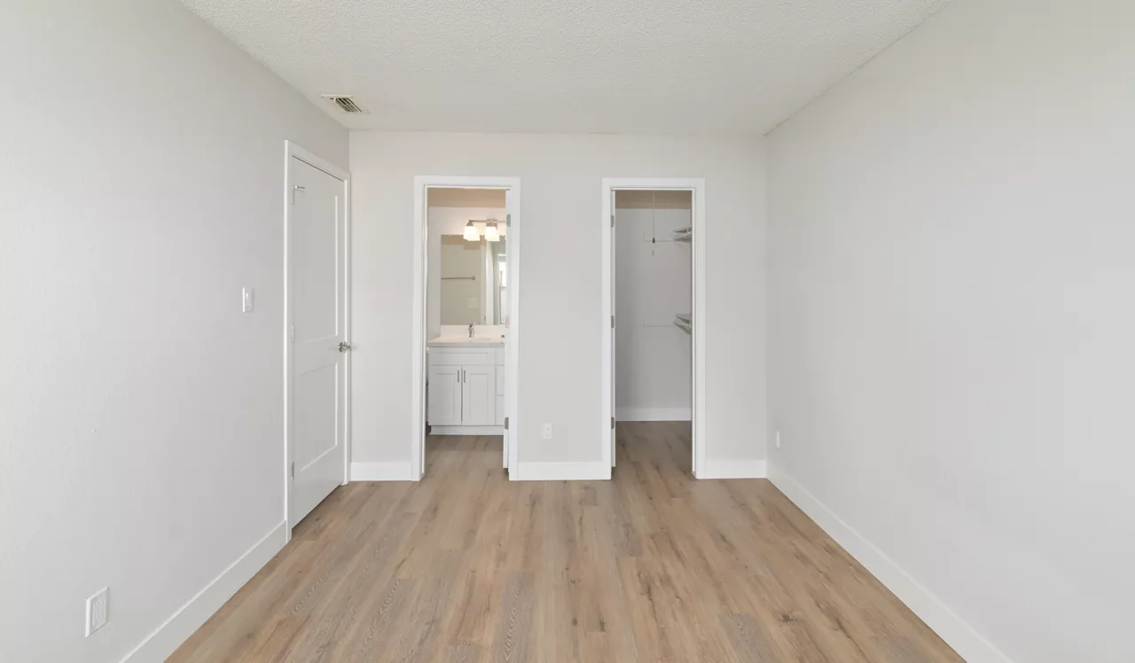 Creekside - Denver, CO - Bedroom