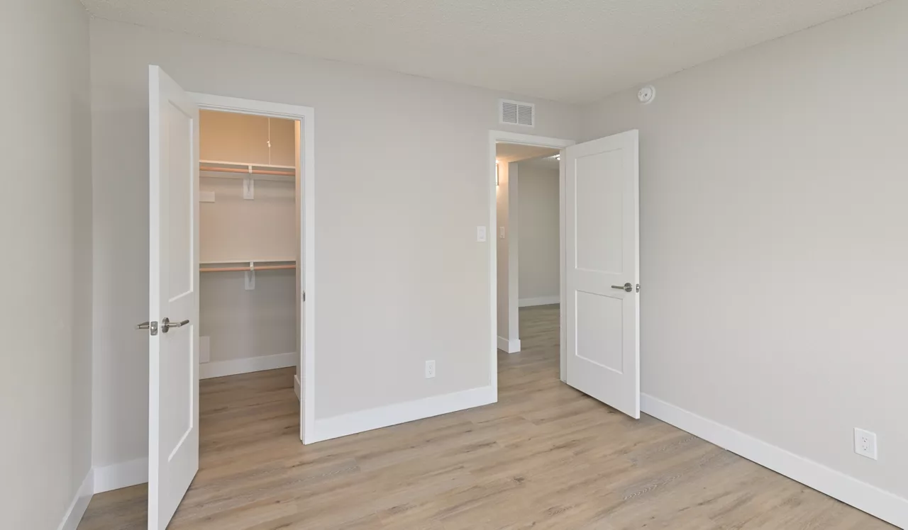 Creekside - Denver, CO - bedroom