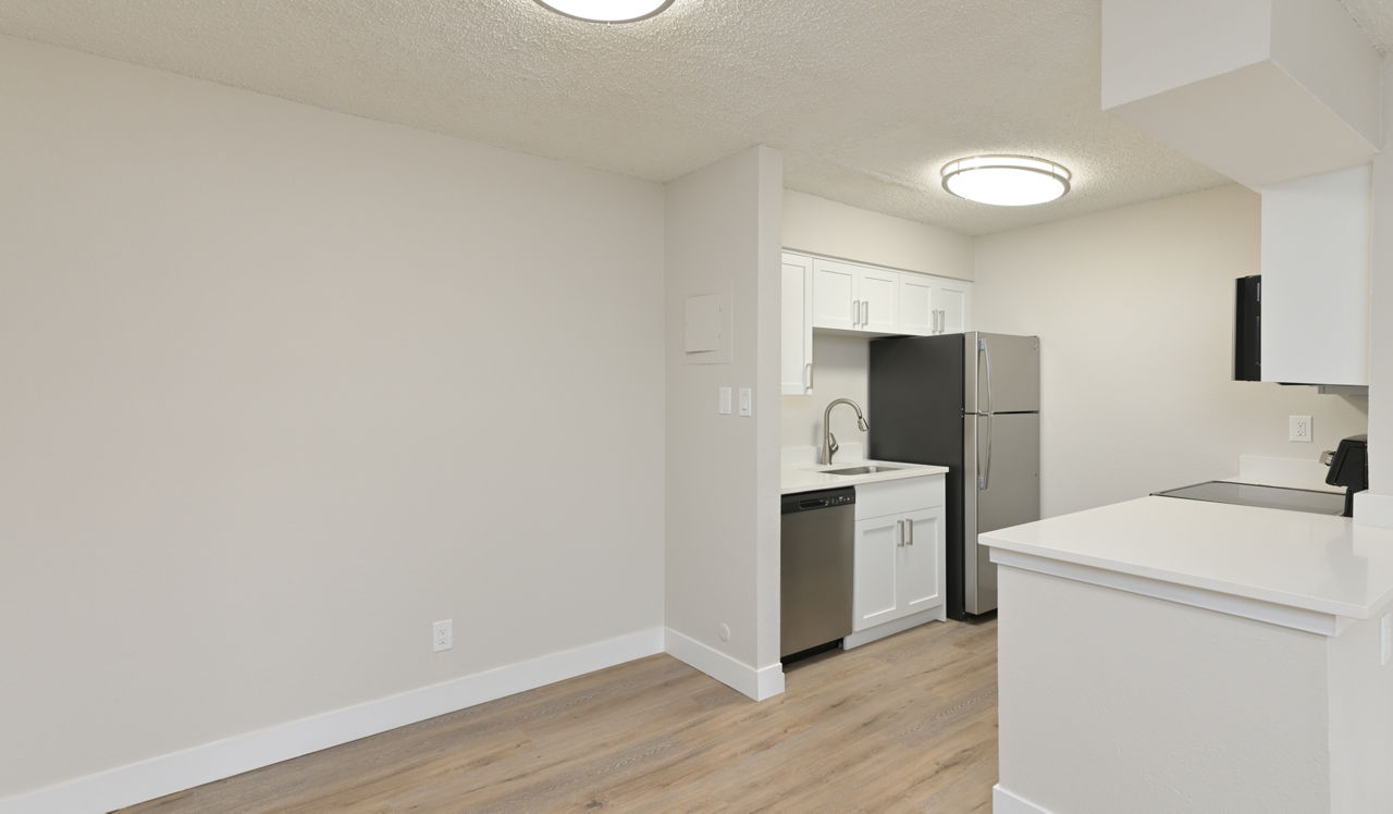 Creekside - Denver, CO - Dining Room