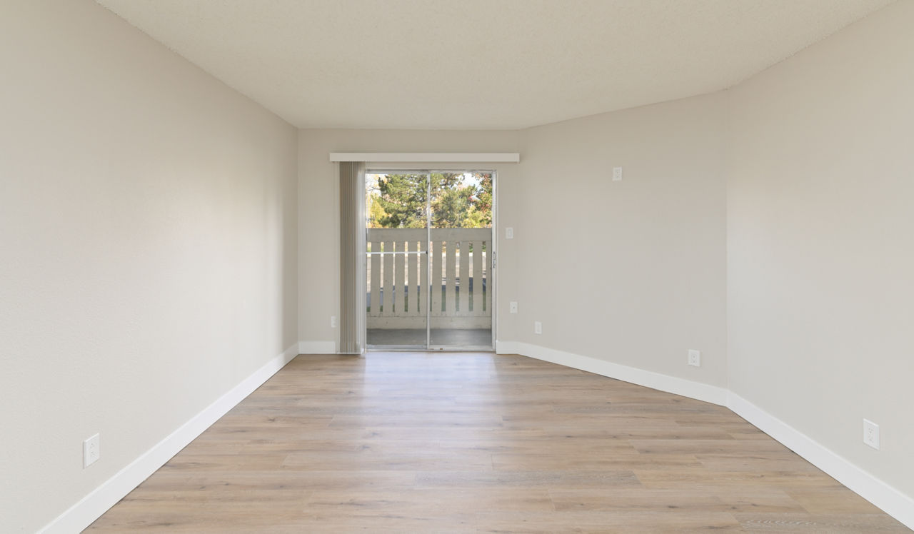 Creekside - Denver, CO - Living Room