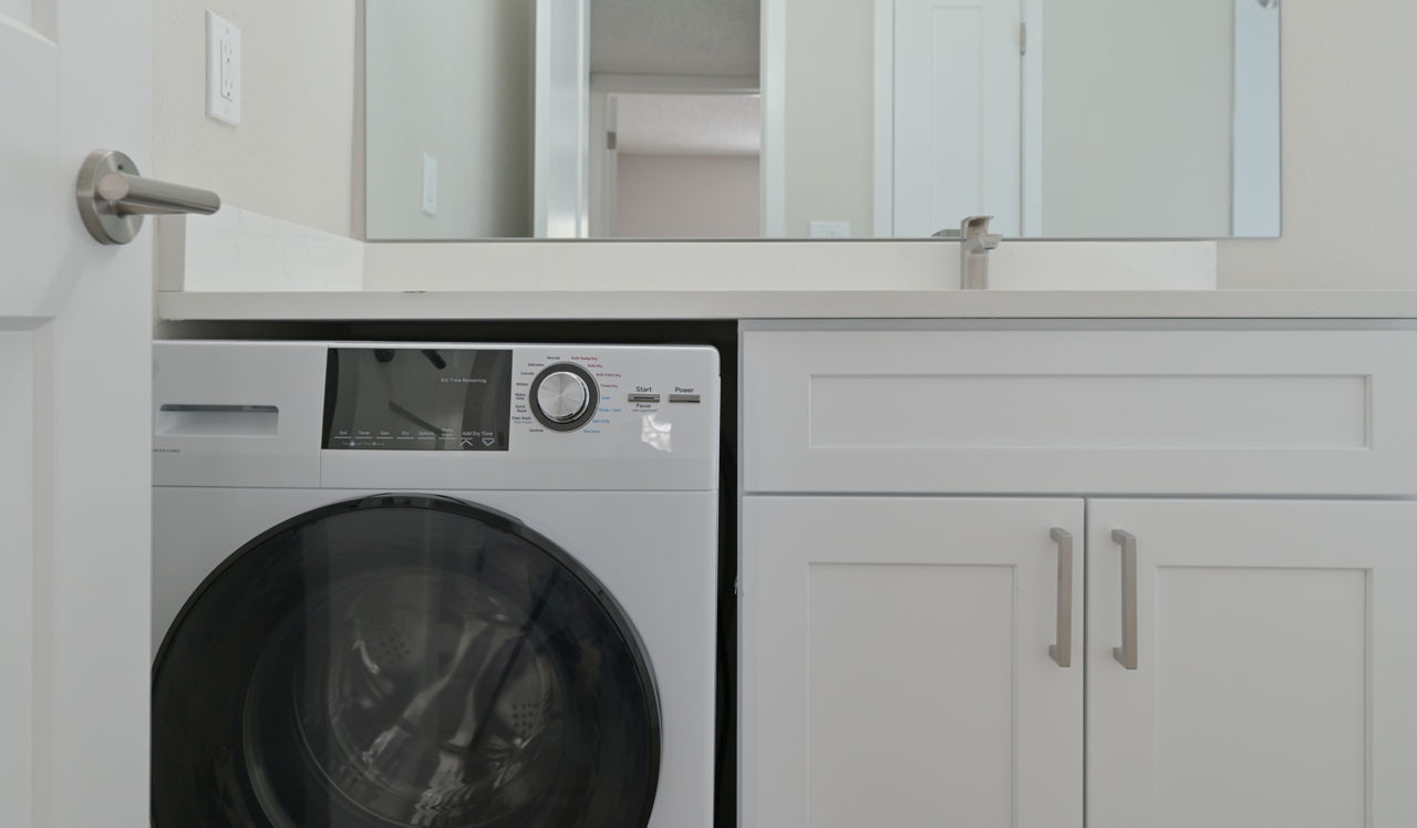 Creekside - Denver, CO - Laundry