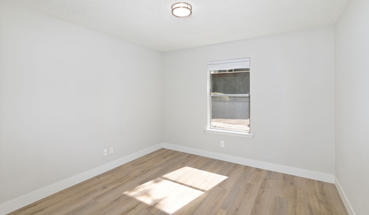 Creekside - Denver, CO - Bedroom