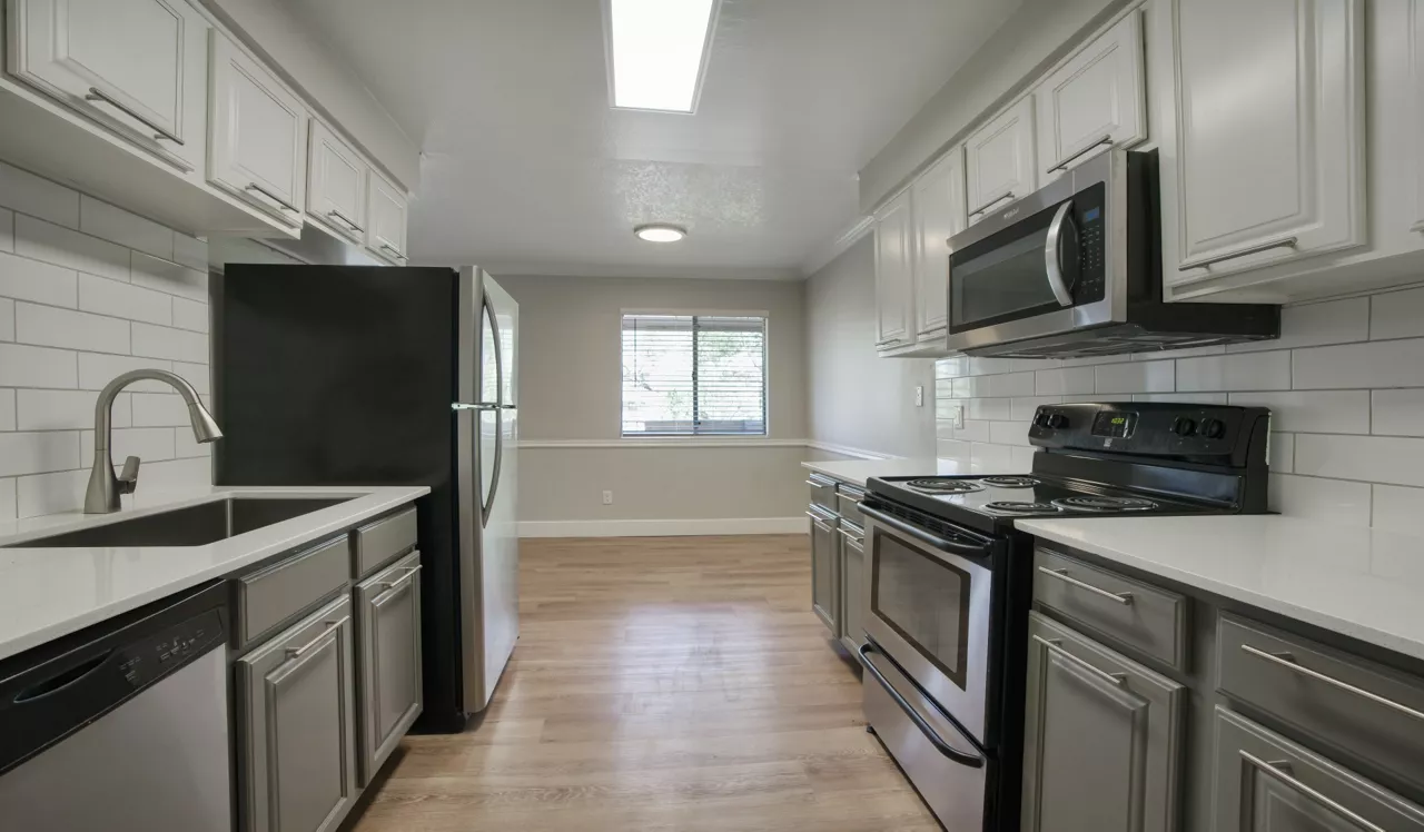 Denim Scottsdale - Scottsdale, AZ - Kitchen