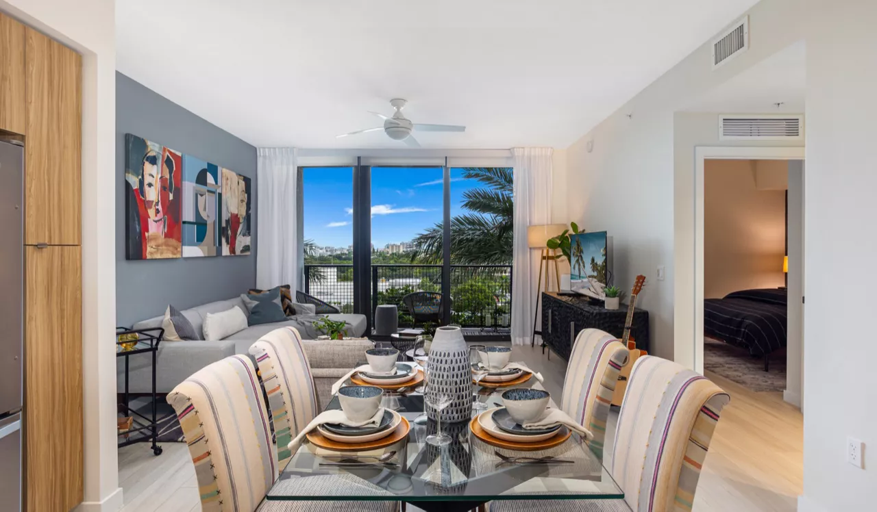 The District at Flagler Village - Fort Lauderdale, FL - Dining Room