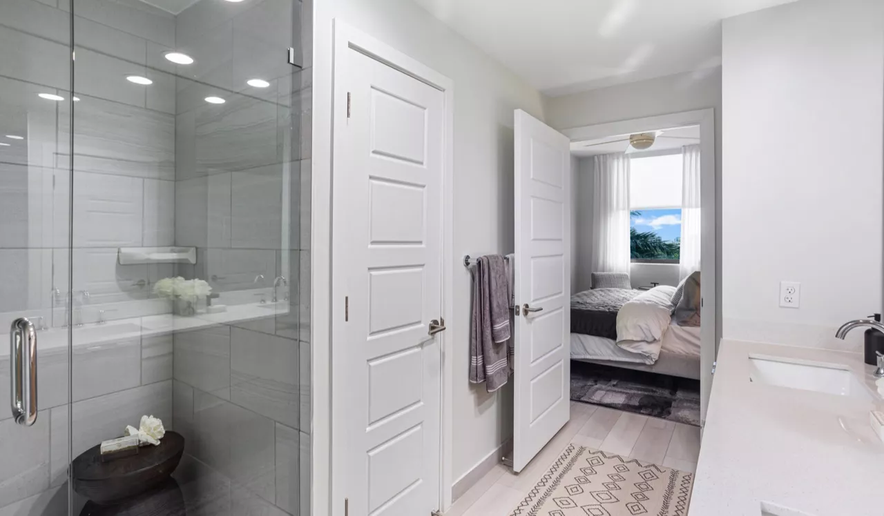 The District at Flagler Village - Fort Lauderdale, FL - Bathroom