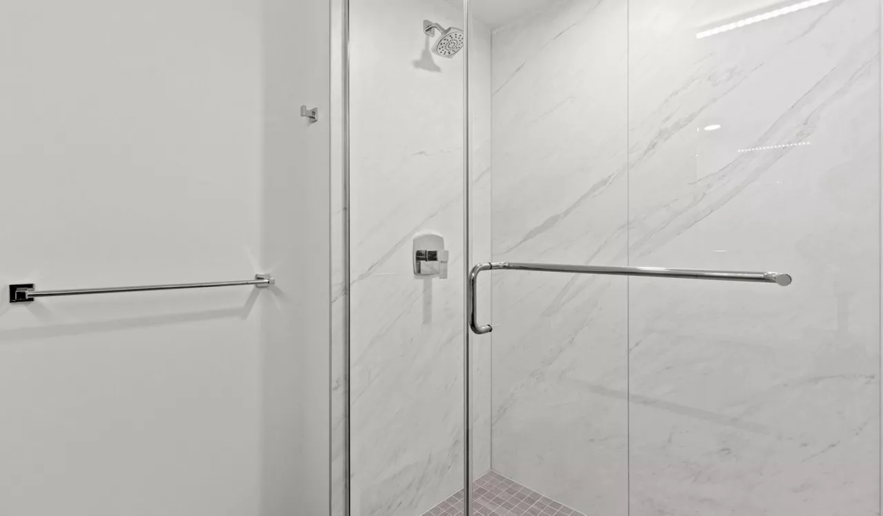 The Elm - Bethesda, MD - Shower