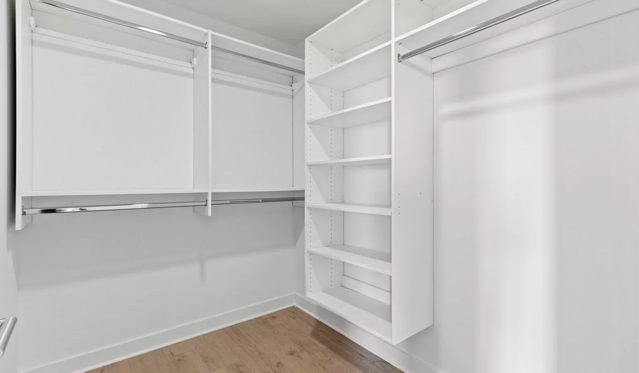 The Elm - Bethesda, MD - Closet