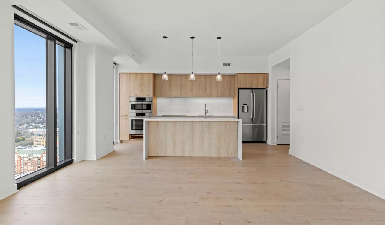 The Elm - Bethesda, MD - Kitchen