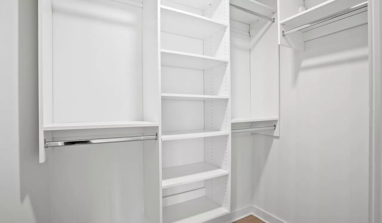 The Elm - Bethesda, MD - Closet