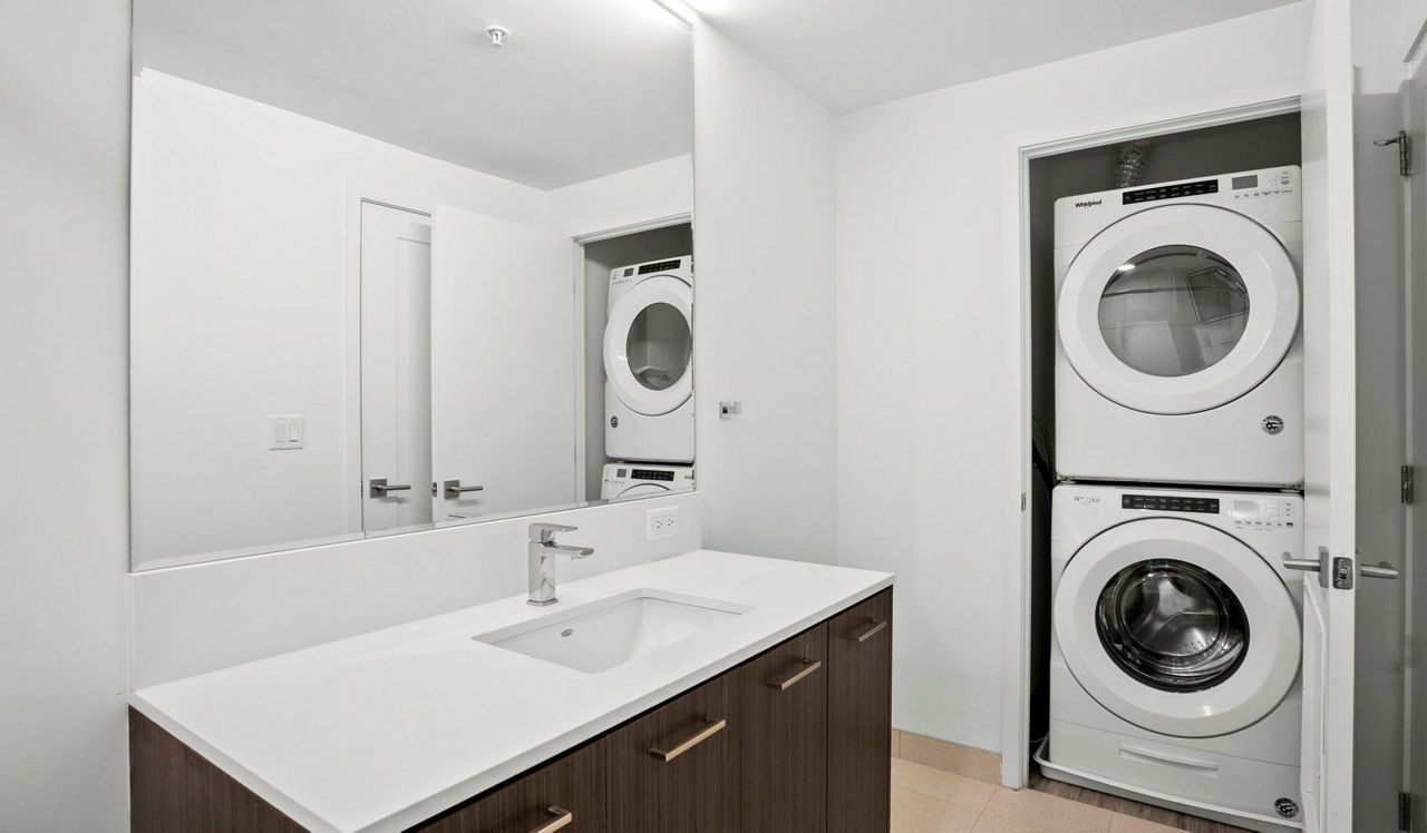 The Elm - Bethesda, MD - Laundry