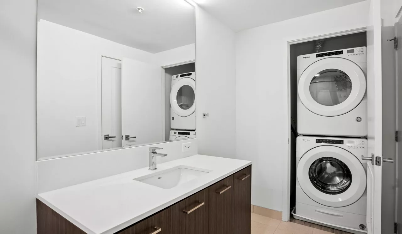 The Elm - Bethesda, MD - Laundry