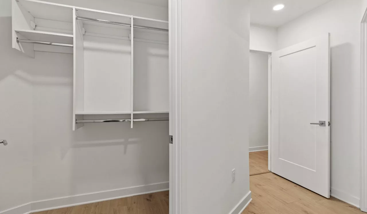The Elm - Bethesda, MD - Closet
