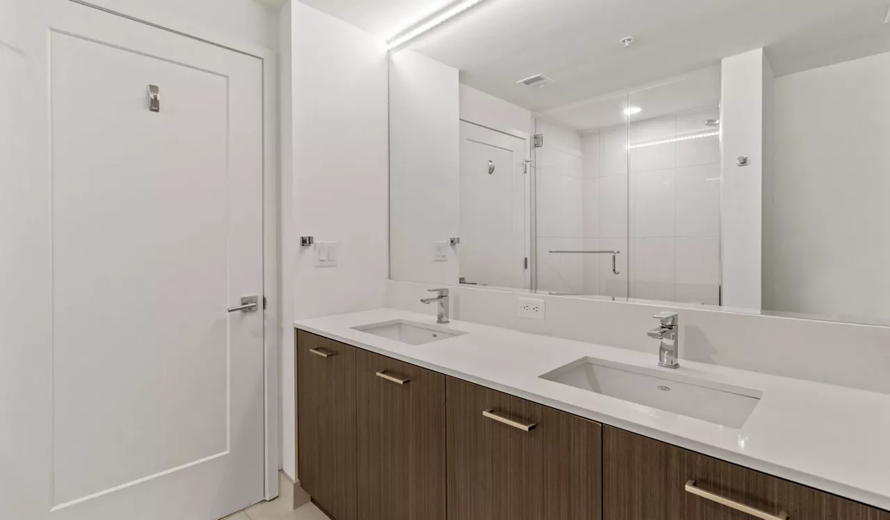 The Elm - Bethesda, MD - Bathroom
